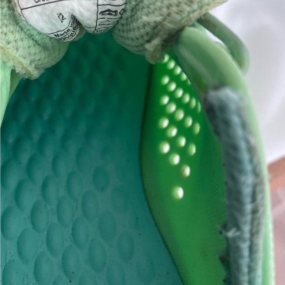 Crocs Literide Pacer K Girls US Size J2 Mint White - Picture 6 of 12